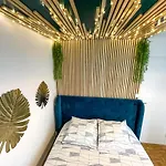 Votre Escale Boule D Or Sauna & Apartamento Niort