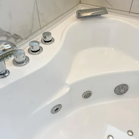 Votre Escale Boule D Or Sauna & * نيورْ